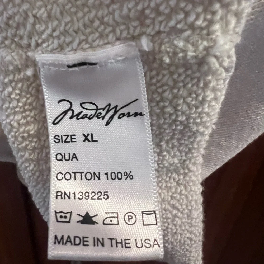 MadeWorn Ramones Sweatshirt - Picture 2 of 3